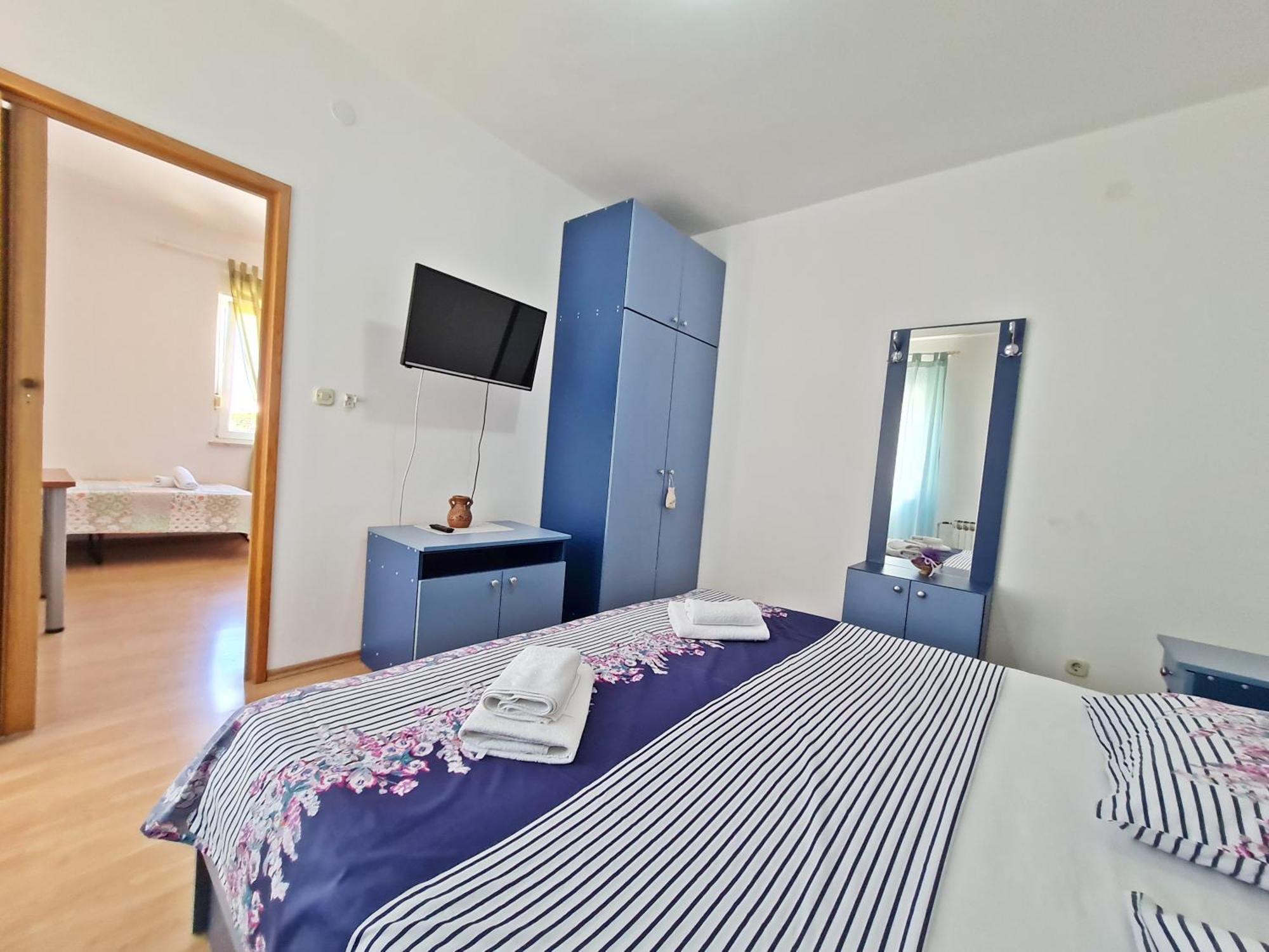 Rooms And Apartments Porat Stobreč Rum bild